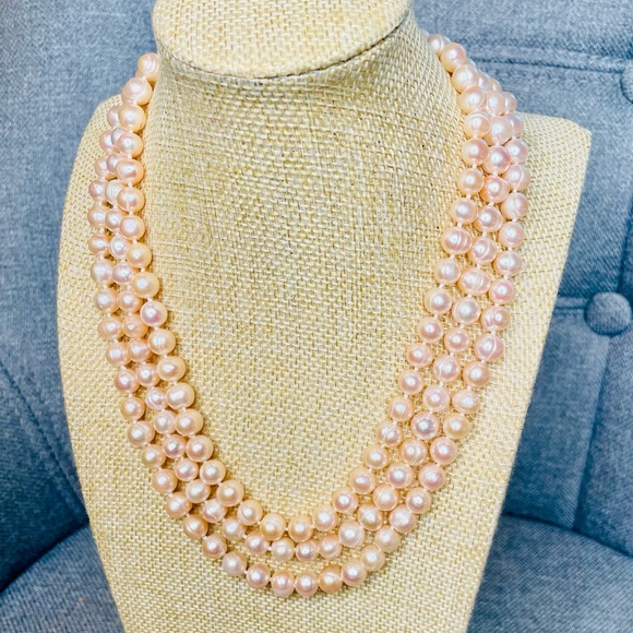 Pink Triple-Strand Freshwater Pearl Necklace w/ Magnetic Clasp - Picture 4 of 6